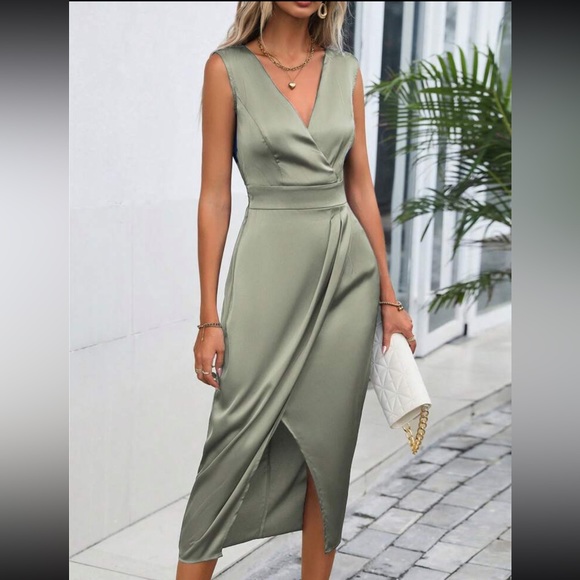 Luxe solid wrap hem satin dress - Picture 6 of 8